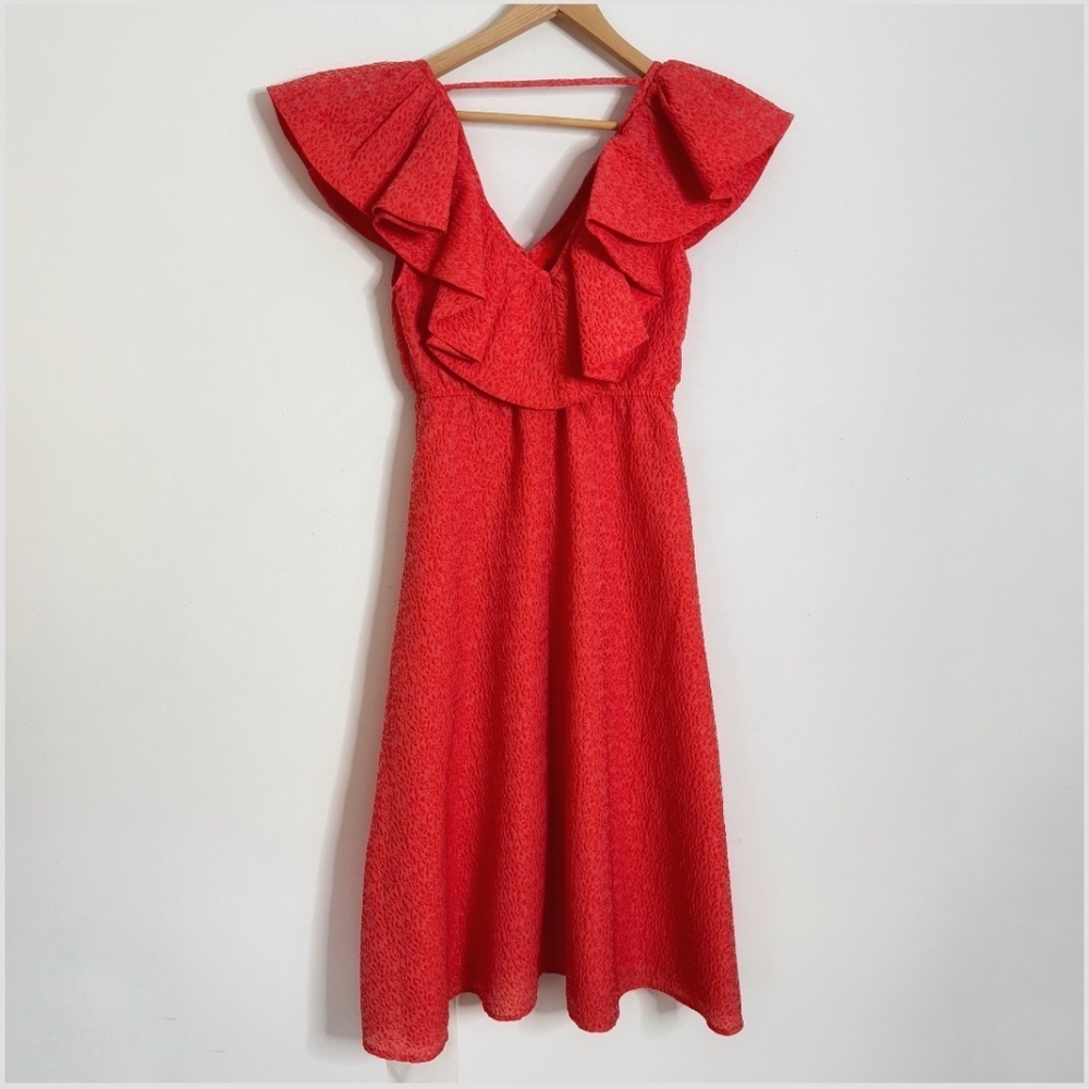 Chelsea28 Cocktail Dress Ruffle Shoulders Puckered Midi Dress Occasion Dress - Picture 3 of 16